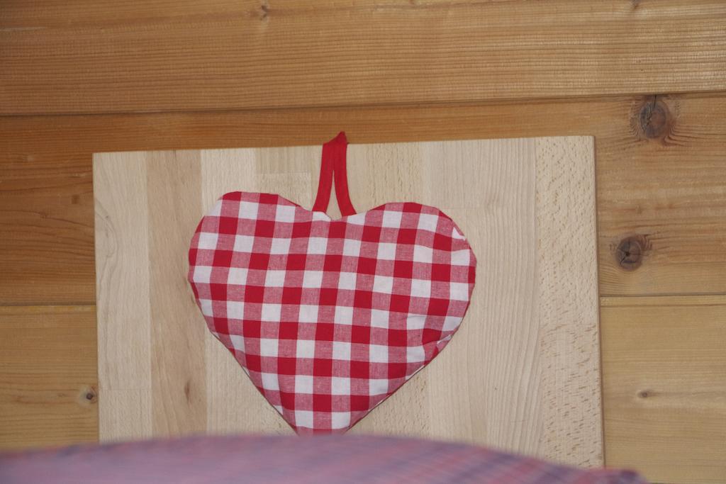 Haus Katharina Apartment Schnepfau Стая снимка