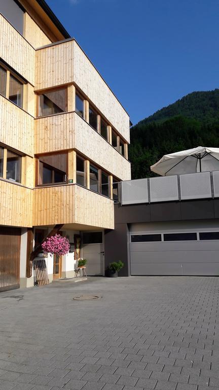 Haus Katharina Apartment Schnepfau Екстериор снимка