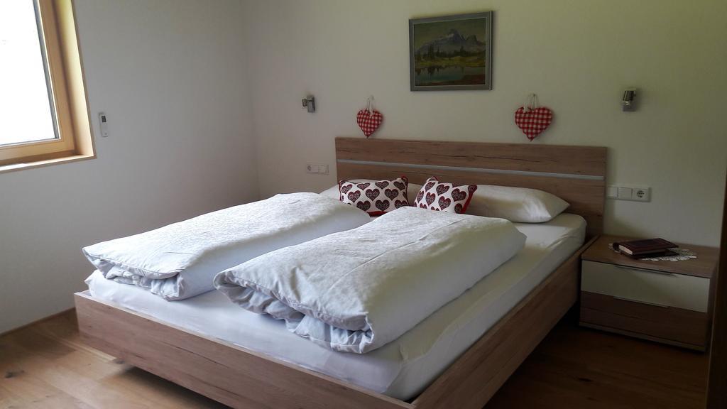 Haus Katharina Apartment Schnepfau Екстериор снимка